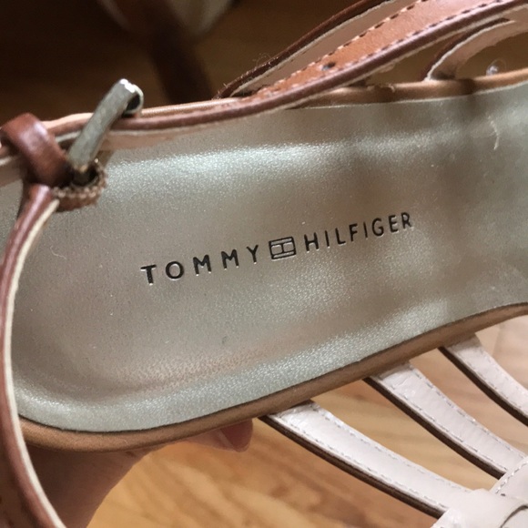 Tommy Hilfiger Sandal Wedges - Picture 3 of 8